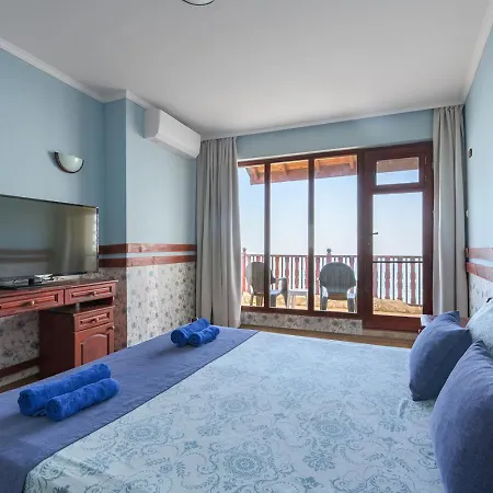 莫尔斯基布里亚格酒店 3*