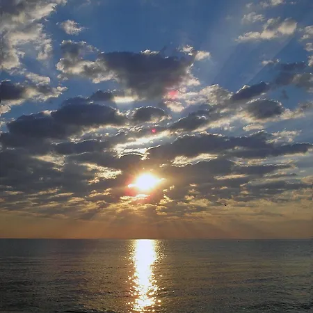 莫尔斯基布里亚格酒店 金沙