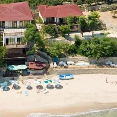 莫尔斯基布里亚格酒店 3*