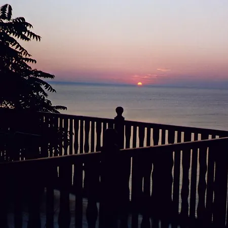 莫尔斯基布里亚格酒店 3*