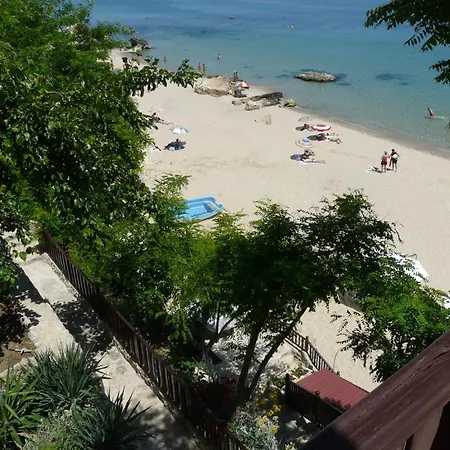 莫尔斯基布里亚格酒店 3*